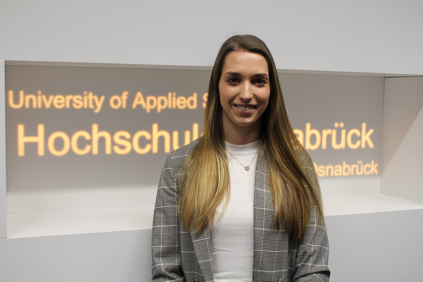 Studentin Alina Pieper erhält einen StudyUp-Award der Hochschule Osnabrück.
