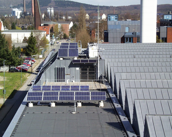 Solarstromanlage auf Bauteil AD