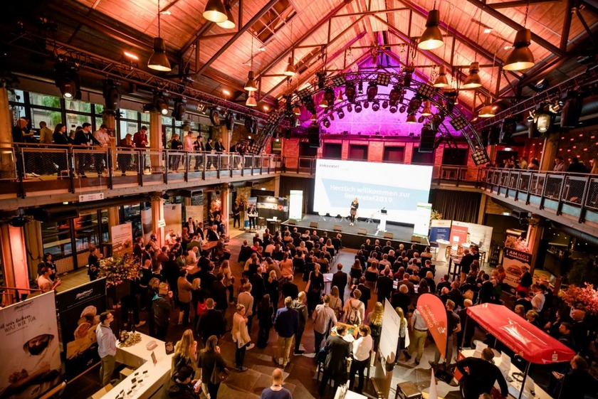 Empfang zur innovate! 2019 im Ballhaus des Osnabrücker Alando Palais