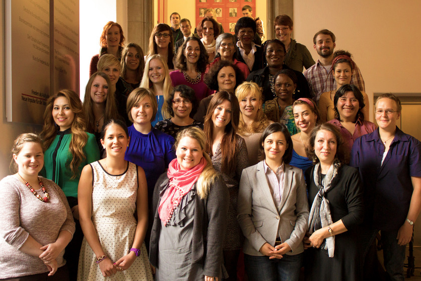 Gruppenbild der Projektbeteiligten im Osnabrücker Rathaus.