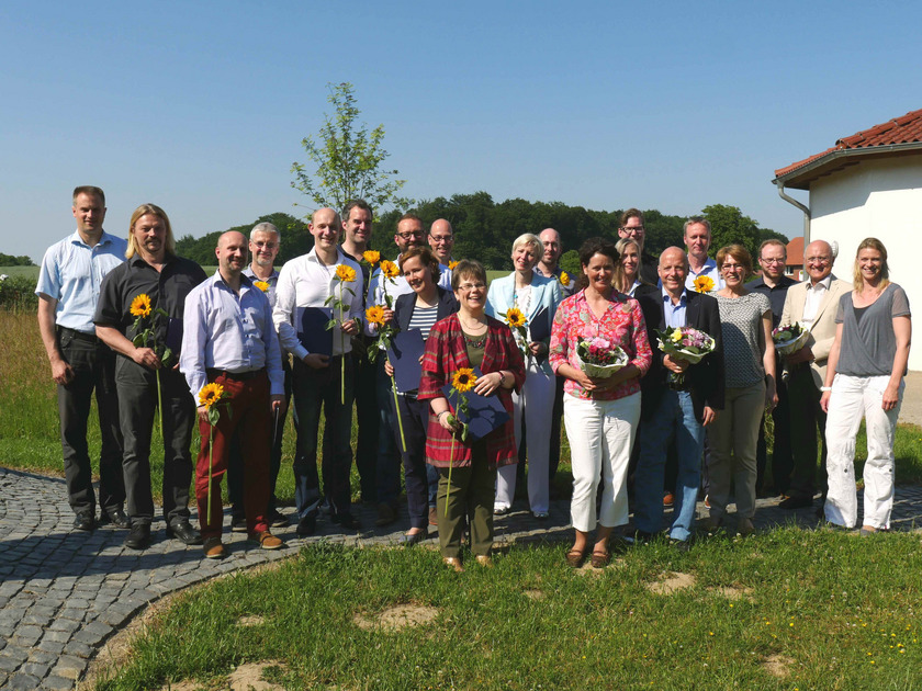 Das Bild zeigt eine Gruppe von Personen.