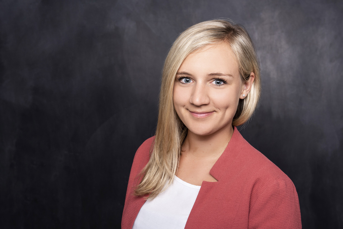 Porträt von Julia Neumann