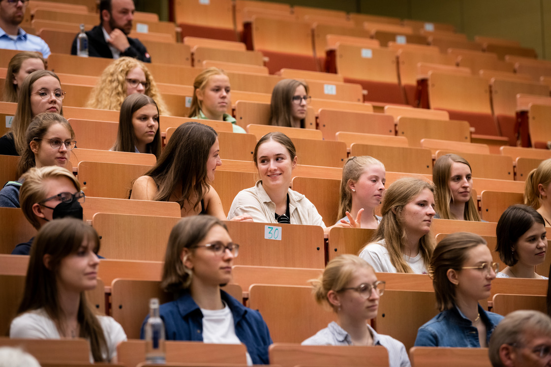 Teilnehmerinnen im Hörsaal