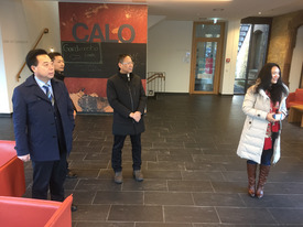 Bei der Campusführung zeigten sich Herr Prof. Jiang und seine Kollegen beeindruckt von den Räumlichkeiten der Hochschule Osnabrück.