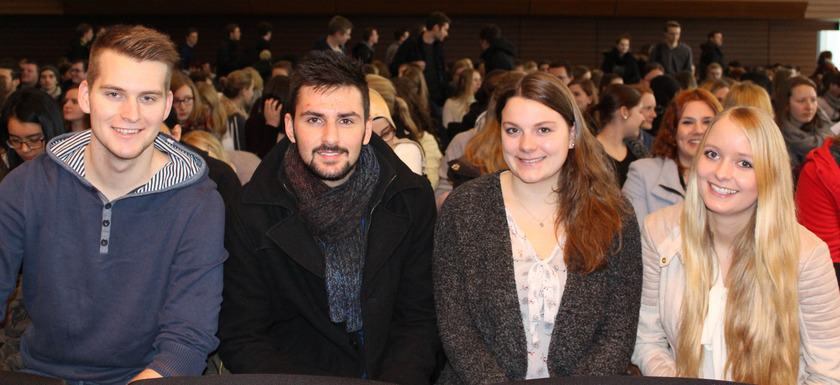 Vier Erstsemester an der Hochschule Osnabrück.