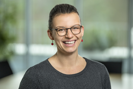 Nina Holtewert