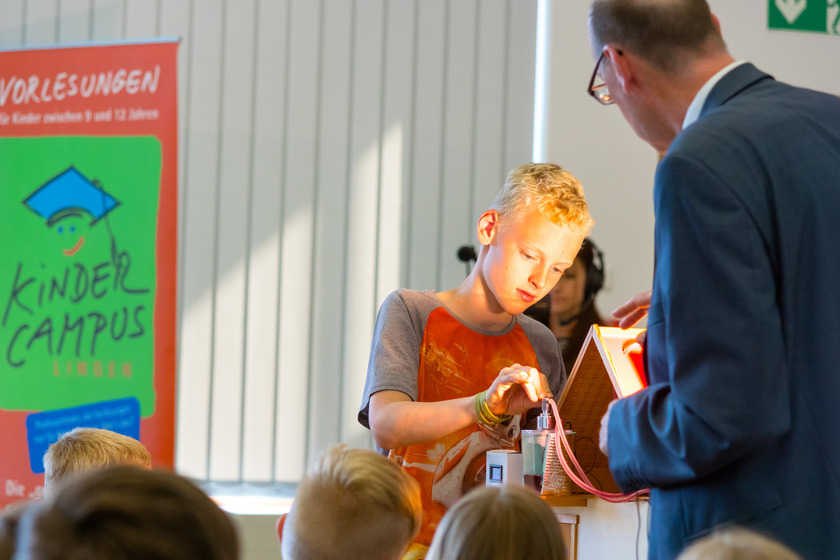 Wissenschaft zum Anfassen auf dem KinderCampus in Lingen