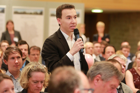 Dimitrij Umansky beim Wissenschaftsdialog der Bundesnetzagentur 2016.