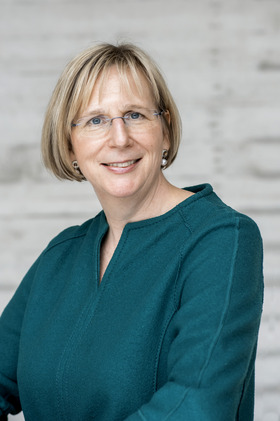 Prof. Dr. Sabine Kirchhoff