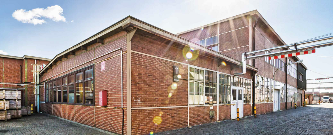Foto (Quelle: ©KME): Neuer Außenstandort der Hochschule Osnabrück in einer eigenen Industriehalle.