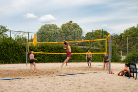 Sportangebote Hochschulsport Osnabrück Beachvolleyball Foto: Laura Wallbaum