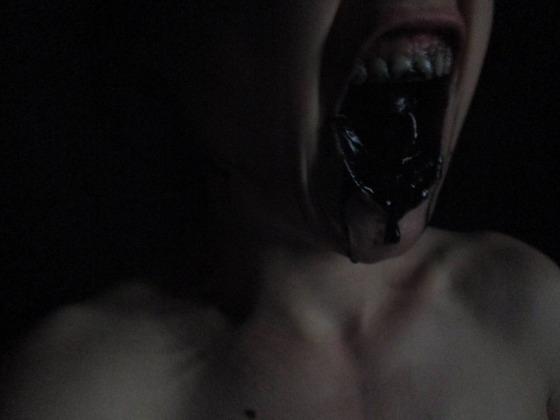 DOWN TO THE BONE (Foto: Agata Siniarska)