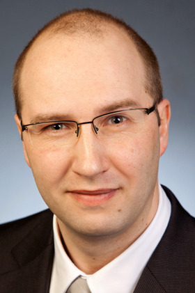 Vadim Tsukor Vadim Tsukor
